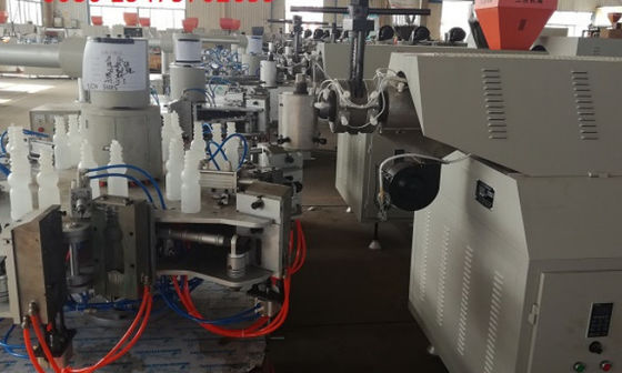 LDPE fabrication de bouteille de PVC de station de la machine 2000kg 8 de soufflage de corps creux de 1 litre