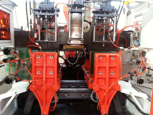Machine de moulage par soufflage de jerrycan entièrement hydraulique de 3/5 litres automatique