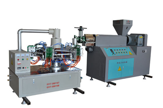 Qualité  6 Station Automatic Bottle Making Machine 1.5kw Blow Molding Equipment 1000pcs/H Usine